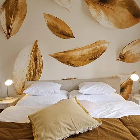 Golden Flat By Grazrentals With Parkview - Brandnew & Free Parking Zewnętrze zdjęcie