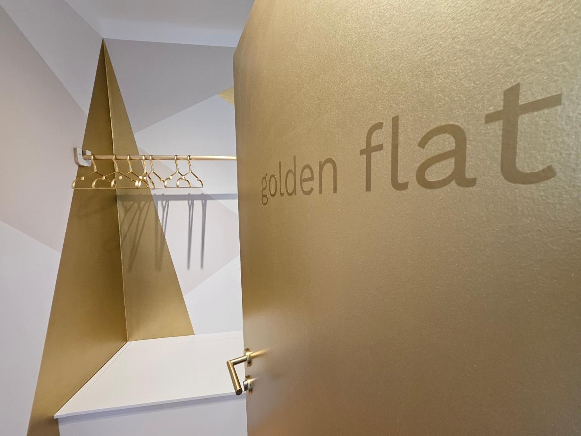 Appartamento Golden Flat By Grazrentals With Parkview - Brandnew & Free Parking *