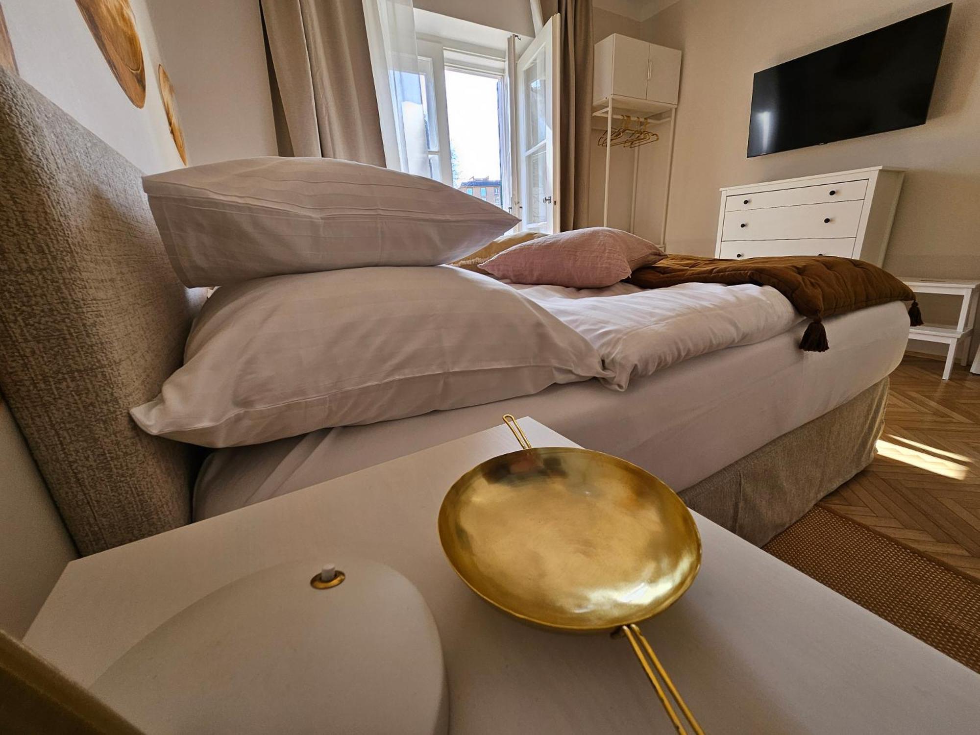 Golden Flat By Grazrentals With Parkview - Brandnew & Free Parking Graz