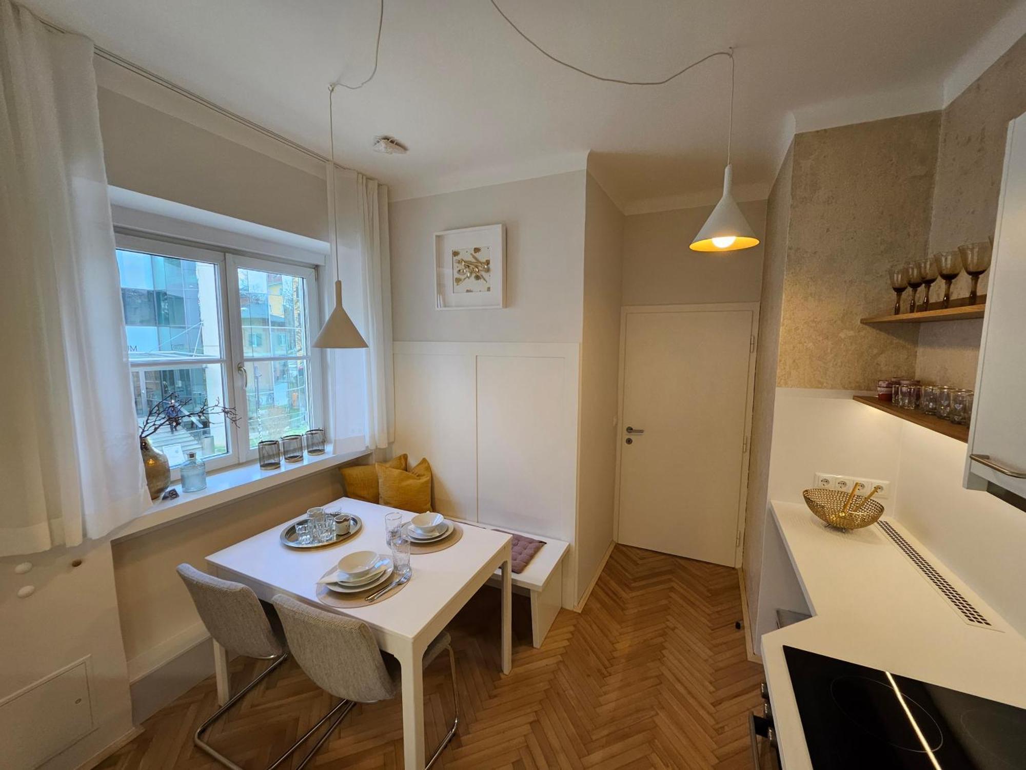 Golden Flat By Grazrentals With Parkview - Brandnew & Free Parking Appartamento Graz